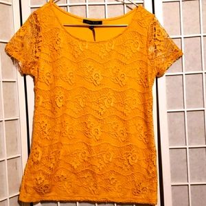 OWT Lynn Ryan Yellow Lace Shirt Sleeve Top SZ M